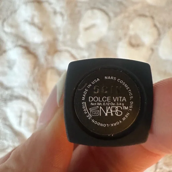 NARS Dolce Vita Lipstick New - Picture 4 of 4
